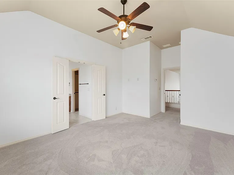 1204 E Shawnee Dr — Photo 12