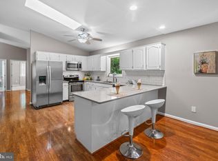 1132 Bay Ridge Rd, Annapolis, MD 21403