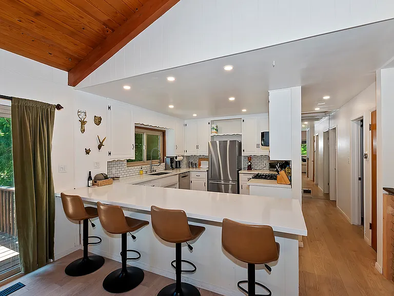 24581 Horst Dr — Photo 11