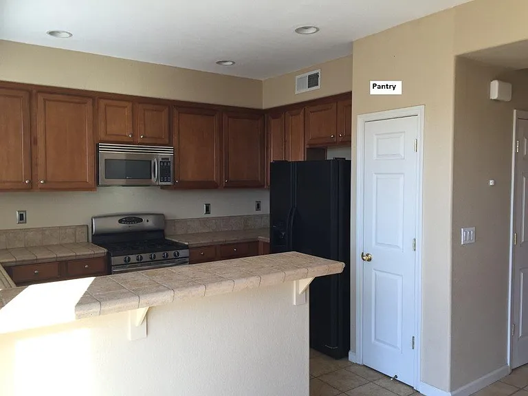 3983 Antinori Dr — Photo 4