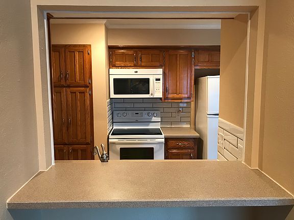 4th image of 3055 Westforest Dr