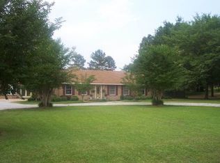 112 Briggs Rd, West Point, MS 39773