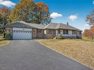 2105 N Farm Road 97, Springfield, MO 65802