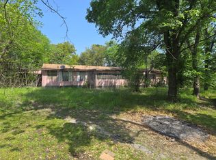 105 Lewis St, Trinity, TX 75862