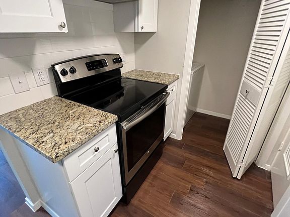 4th image of 6201 Shadow Valley Dr #A