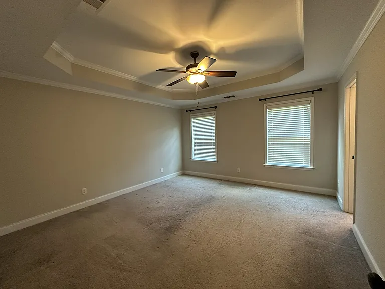 202 White Oak Dr — Photo 13