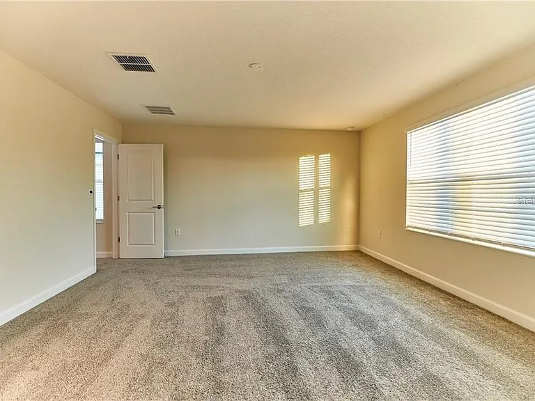 12027 Grammar Ln — Photo 11