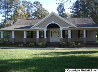 143 Sunset Cir, Gadsden, AL 35903