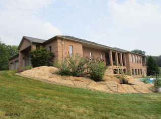 7800 Black Valley Rd, Everett, PA 15537
