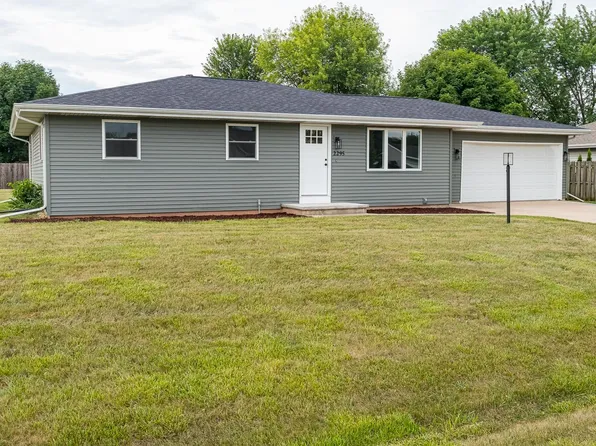 W2295 Block Rd, Appleton, WI 54915