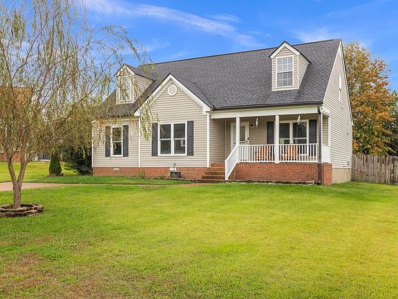 3rd image of 2845 Jessie Ct