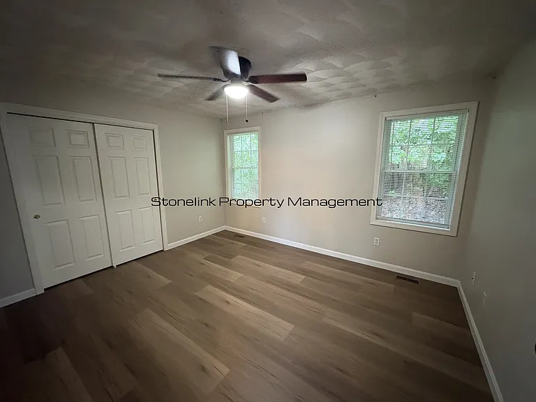 32 Horace St — Photo 11