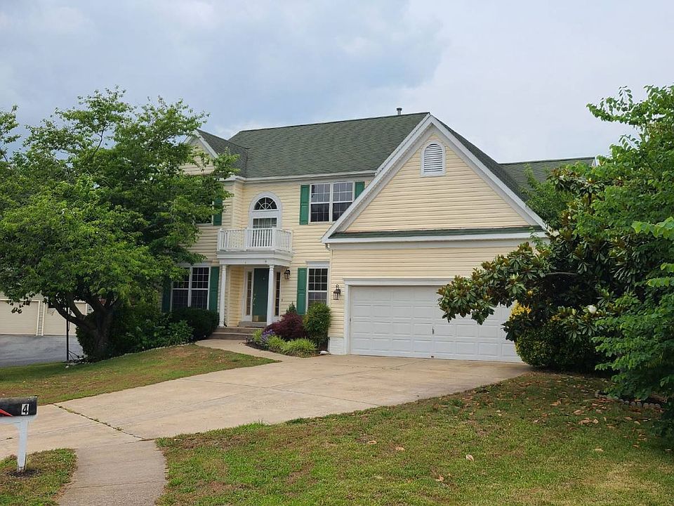 1st image of 4 Marquis Ct