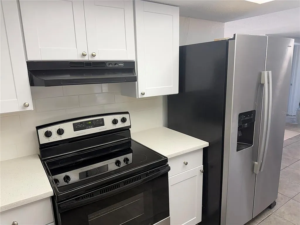 2 bed, 1.0 bath, 1128 sqft, $1,750 — Photo 4