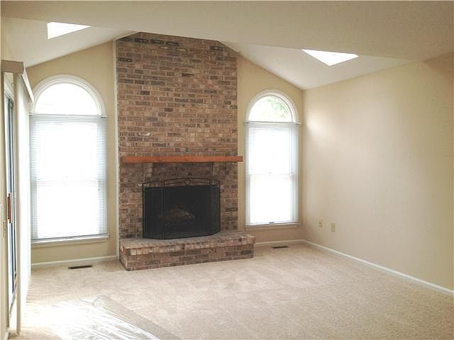 2nd image of 8002 W Glen Rd
