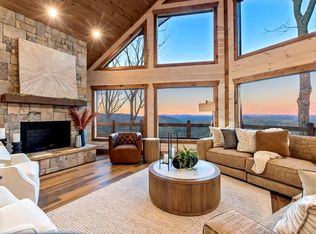 470 Skylight Dr, Blue Ridge, GA 30513