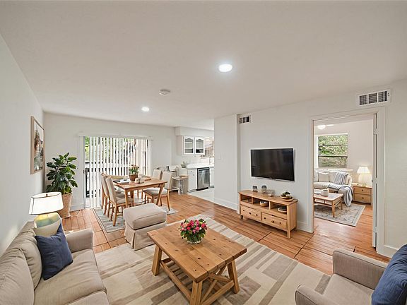 3rd image of 8245 Kingsbrook Rd APT 236