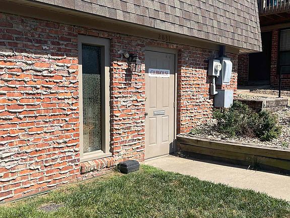 4th image of 2815 SW Prairie Rd APT 22