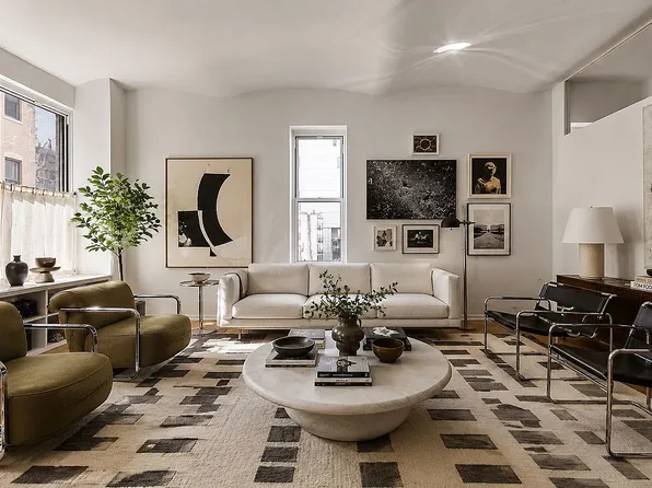 4 W 16th St APT 7B, New York, NY 10011