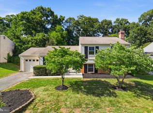412 Cavendish St, Herndon, VA 20170