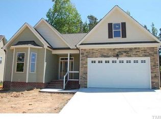 28 Larkspur Ct, Youngsville, NC 27596