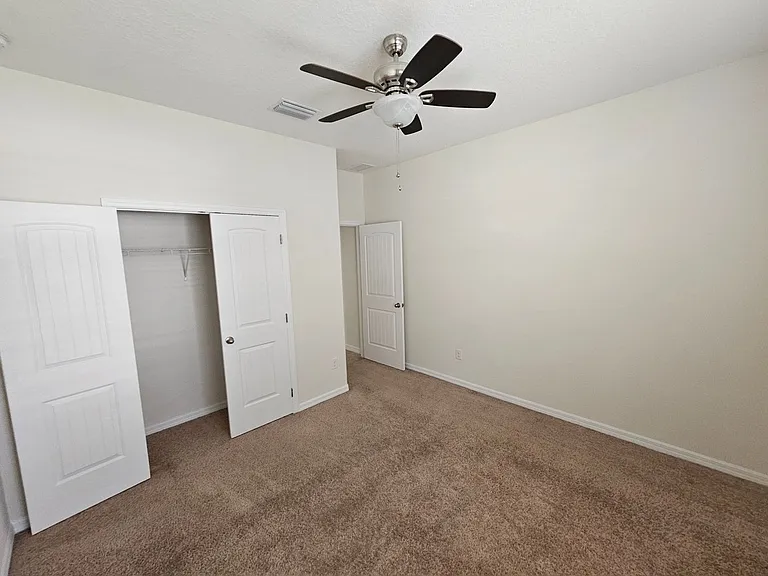 5432 SW 49th Ave — Photo 15