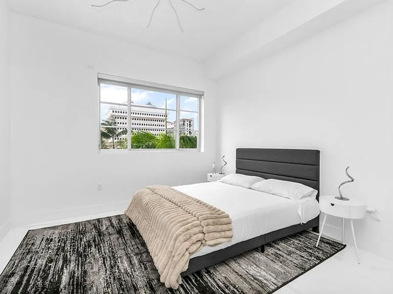 155 E Boca Raton Rd #303 — Photo 11