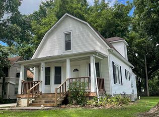 896 E State St, Jacksonville, IL 62650