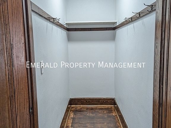 4th image of 1331 Evelyn St #2