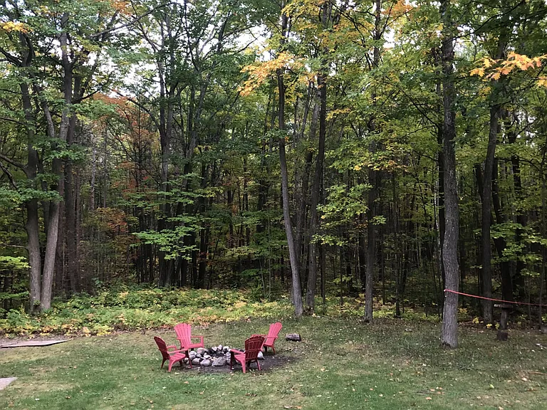 17 Leslie Anne Dr #LOWER — Photo 9