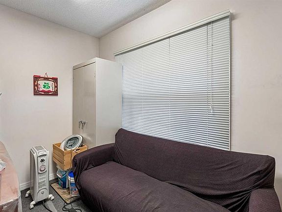 5th image of 263 19th Ave NE