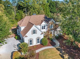 560 Sweet Stream Trce, Johns Creek, GA 30097