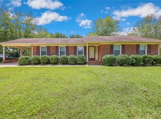 1601 Ontario St, Greensboro, NC 27403