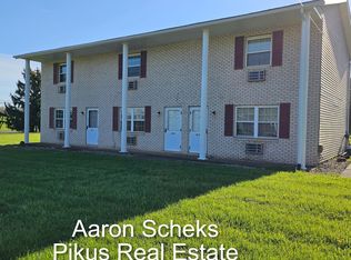 10632 Market Ave N, Hartville, OH 44632