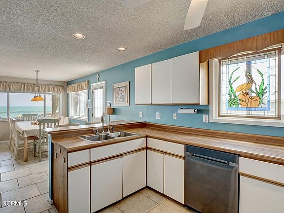 2nd image of 1412 S Shore Dr