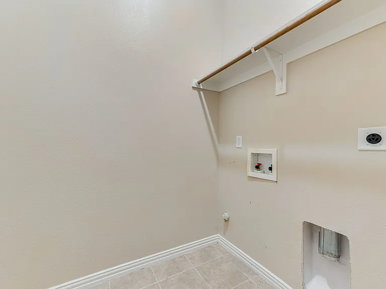 621 Tumbleweed Dr — Photo 23