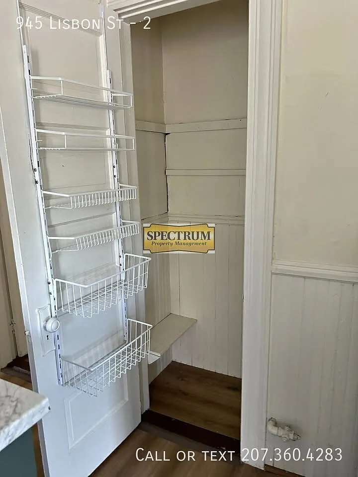 2 bed, $1,350 — Photo 2