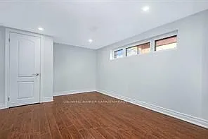 2095 Haig Dr — Photo 32