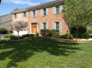 780 Brandywine Dr, Roselle, IL 60172