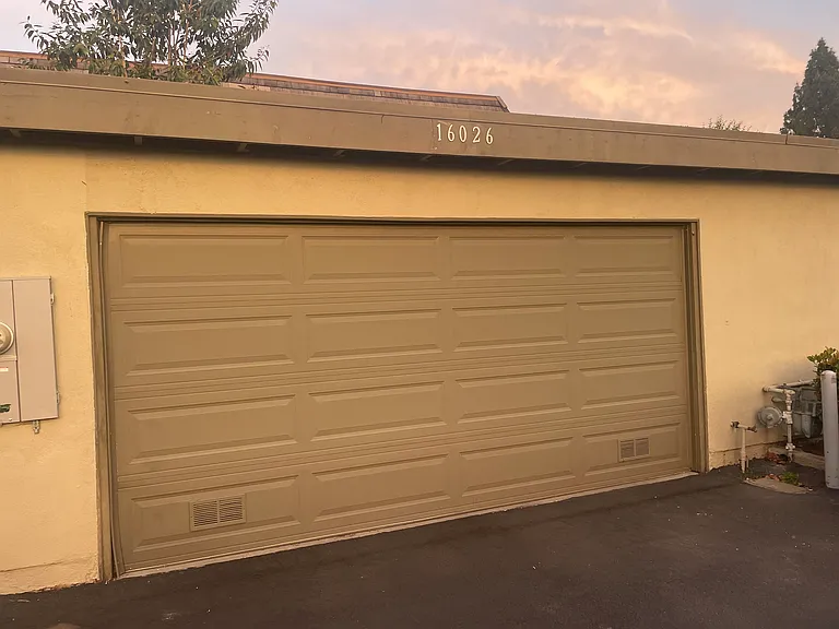 16026 Timberhill Ln — Photo 10