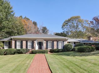 4885 Merlendale Dr NW, Sandy Springs, GA 30327