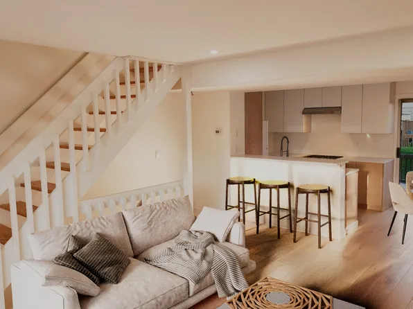 4869 Stoneybrook Blvd, Hilliard, OH 43026