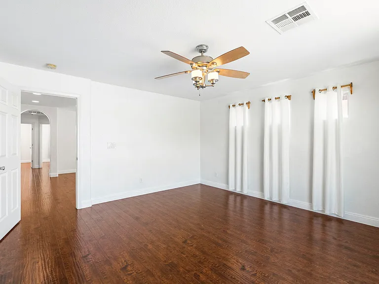 7970 Pomona Valley Ct — Photo 31