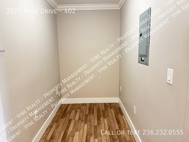 2515 Park Dr #402 — Photo 12