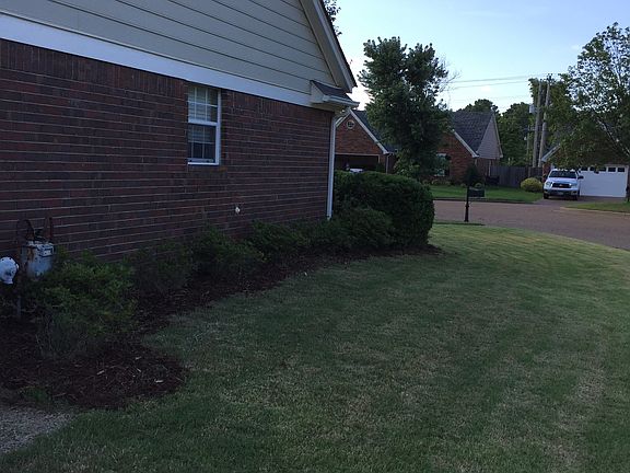 3rd image of 8545 Highland Glen Cir