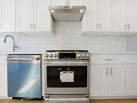 4th image of 60 Dewitt street BLDG B #b