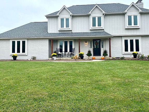 3rd image of 4511 Rolland Dr