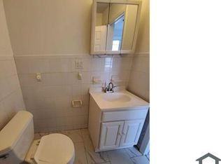 10 Belgium St, Newark, NJ 07103