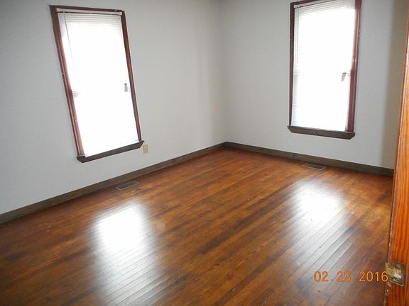 4th image of 348 W Noel Ave #House