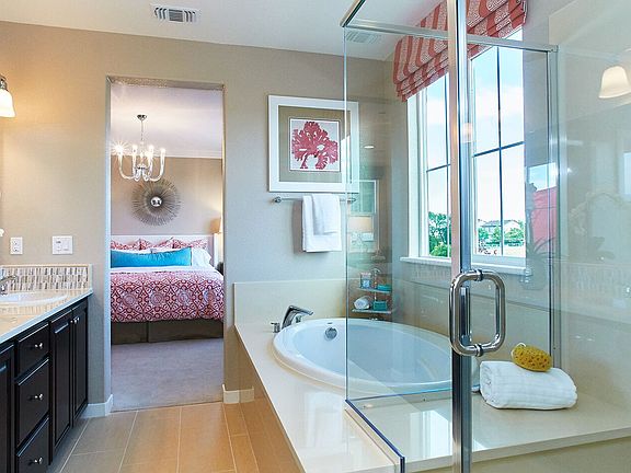 5th image of 1008 Oakbriar Cir #Dbvg0s
